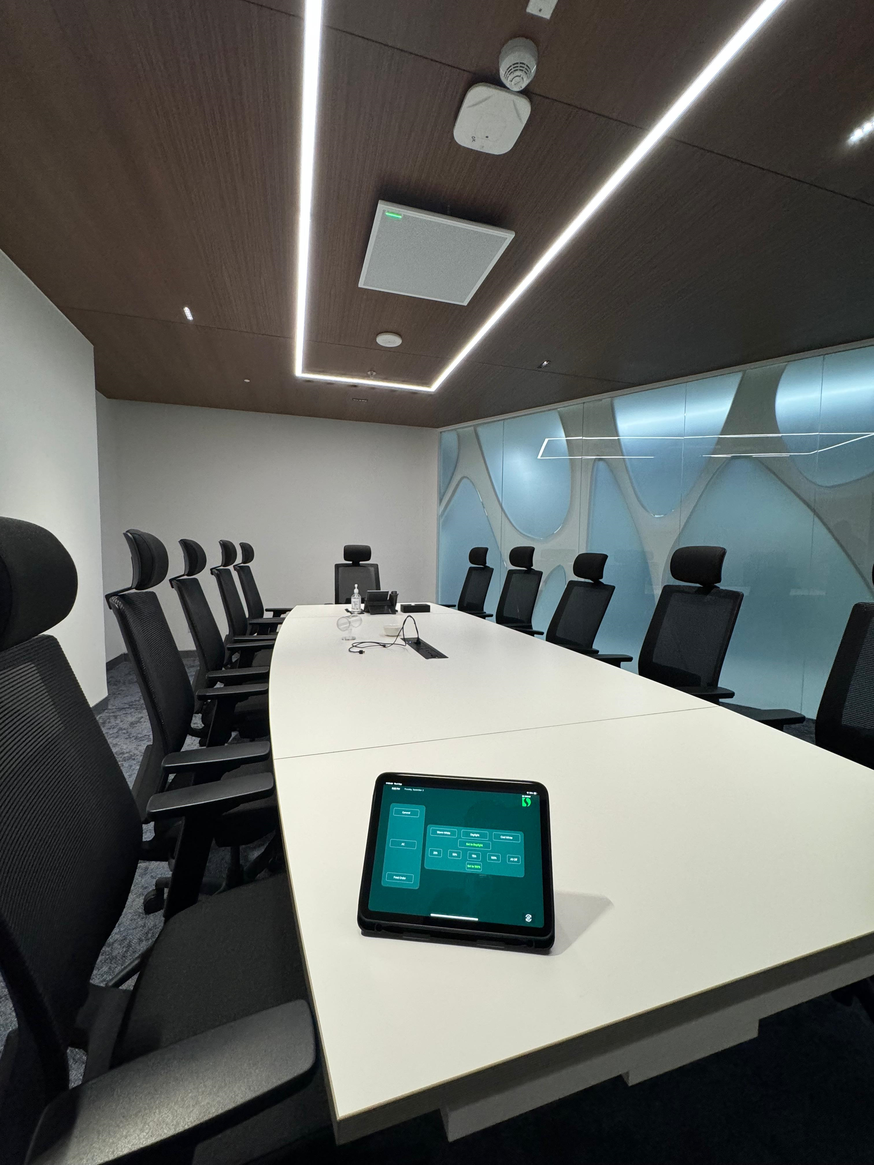 Smart boardroom with iPad controller